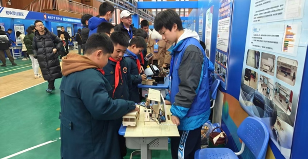 周六约起！来市科技馆看常德青少年的科创小发明